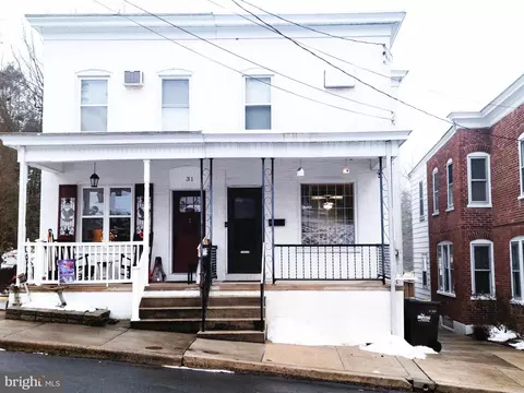 29 Apple St, Boyertown, PA 19512