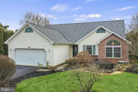 4910 Green Tree Rd, Reading, PA 19606