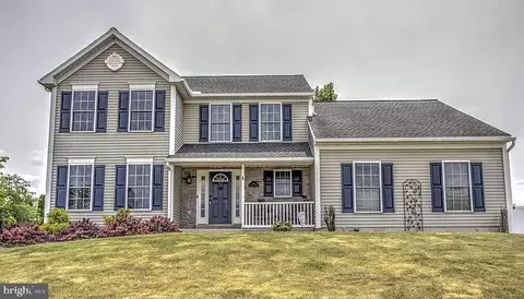 108 Dogwood Dr, Bernville, PA 19506