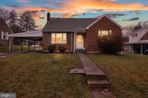 230 W 48th St, Reading, PA 19606