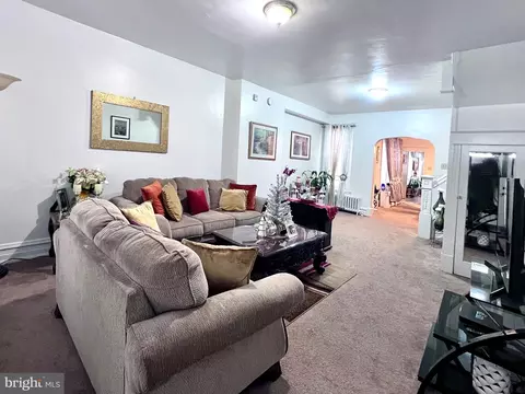 824 Weiser St, Reading, PA 19601