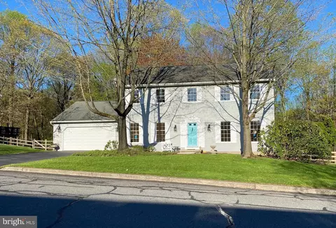 Exterior - 235 New Castle Dr, Reading, PA 19607 photo 19 of 19