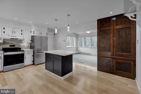 Kitchen - 235 New Castle Dr, Reading, PA 19607 photo 4 of 5