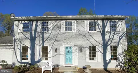 Exterior - 235 New Castle Dr, Reading, PA 19607 photo 16 of 19