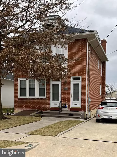 3426 Raymond St, Reading, PA 19605
