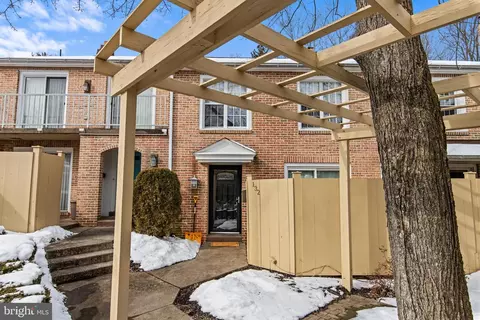 132 Medinah Dr, Reading, PA 19607