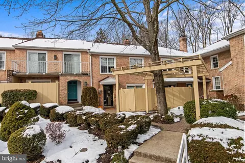 132 Medinah Dr, Reading, PA 19607 photo 3