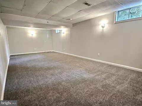230 Bainbridge Cir, Reading, PA 19608 photo 33