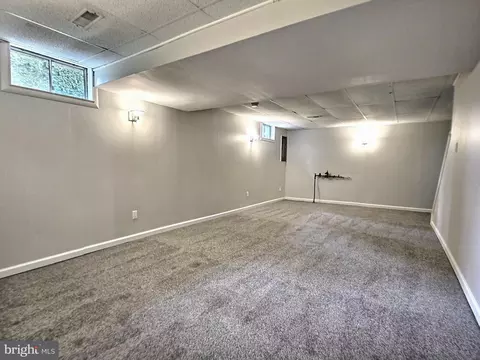 230 Bainbridge Cir, Reading, PA 19608 photo 34