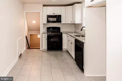 Kitchen - 8 High St, Reading, PA 19606 photo 1 of 2