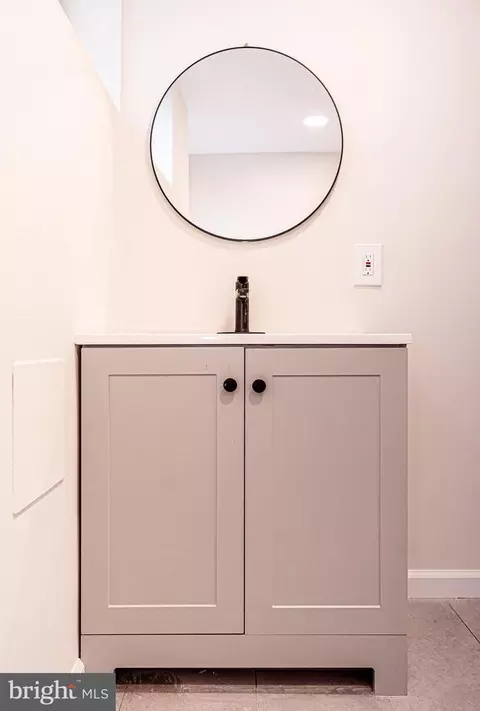 Entry Way - 8 High St, Reading, PA 19606 photo 1 of 1