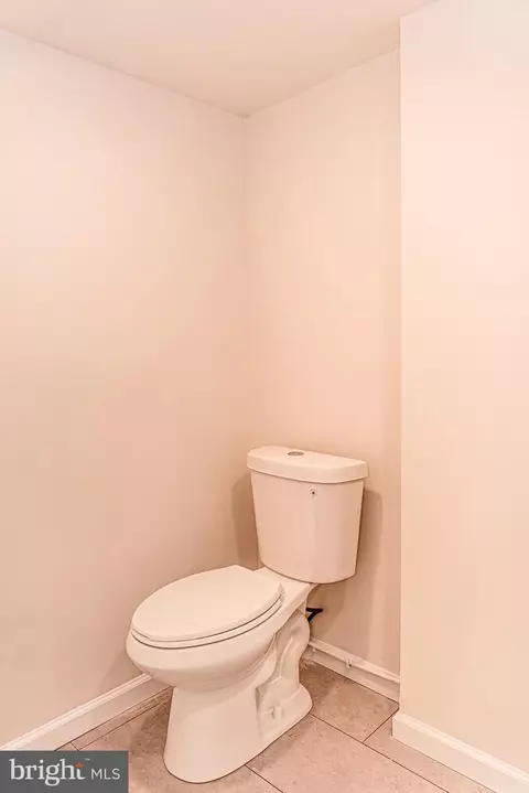 Bath - 8 High St, Reading, PA 19606 photo 3 of 3