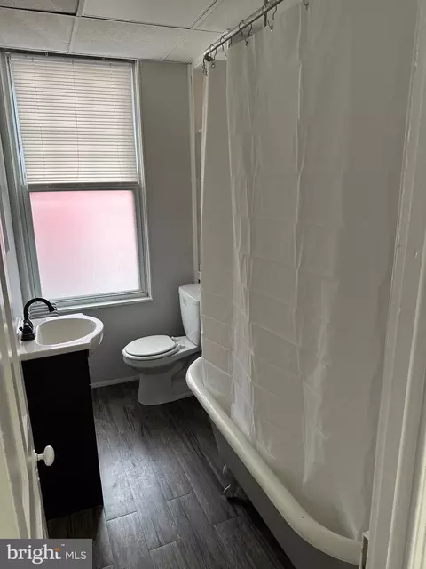512 Laurel St, Reading, PA 19602 photo 7