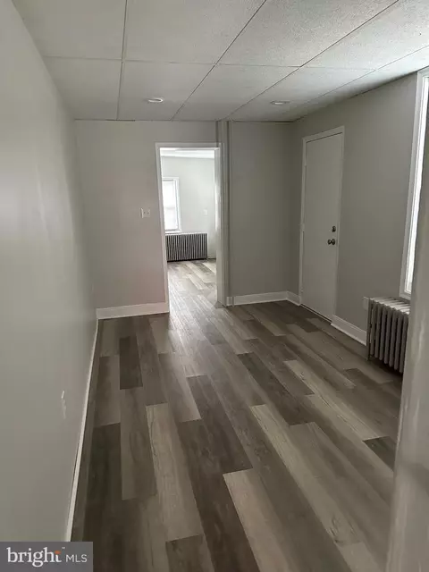 512 Laurel St, Reading, PA 19602 photo 4