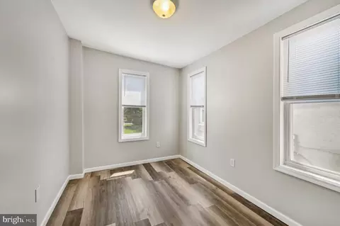 516 Laurel St, Reading, PA 19602 photo 13