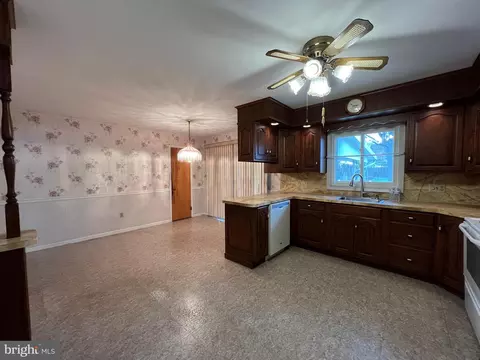 251 High Blvd, Reading, PA 19607 photo 3