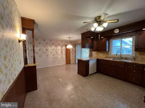 251 High Blvd, Reading, PA 19607 photo 2