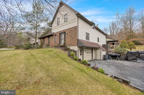 Exterior - 3535 Pine Ave, Reading, PA 19606 photo 2 of 11