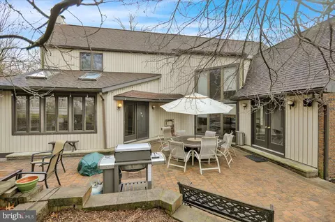Exterior - 3535 Pine Ave, Reading, PA 19606 photo 6 of 11