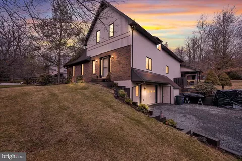 Exterior - 3535 Pine Ave, Reading, PA 19606 photo 11 of 11