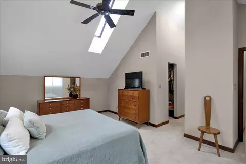 Bedroom - 3535 Pine Ave, Reading, PA 19606 photo 7 of 7