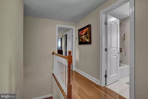 Entry Way - 23 Golfview Ln, Reading, PA 19606 photo 2 of 2