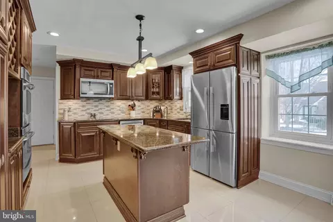 Kitchen - 23 Golfview Ln, Reading, PA 19606 photo 1 of 5
