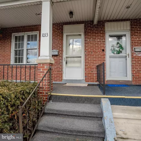 1013 N 8th St, Wyomissing, PA 19610