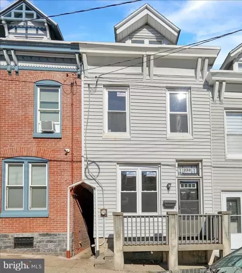239 Chestnut St, Reading, PA 19611