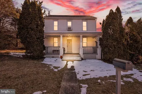 1220 Butter Ln, Reading, PA 19606