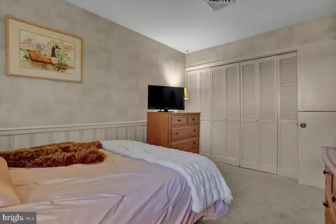 Bedroom - 306 4th St, Reading, PA 19607 photo 5 of 9
