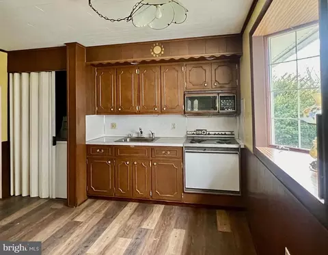 Kitchen - 2201 Cullum Dr, Reading, PA 19601 photo 1 of 2
