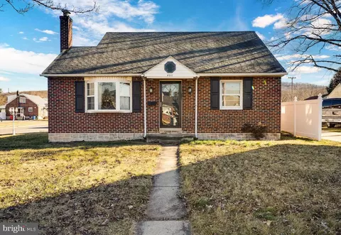 4011 Kutztown Rd, Temple, PA 19560