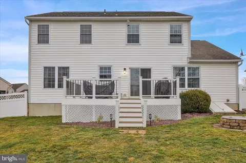 Exterior - 1008 Leanne St, Reading, PA 19605 photo 5 of 8