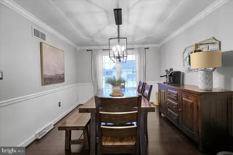 Dining - 1008 Leanne St, Reading, PA 19605 photo 1 of 4