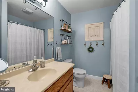 Bath - 1008 Leanne St, Reading, PA 19605 photo 2 of 2
