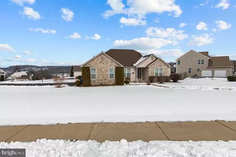 Exterior - 116 Ellsworth Dr, Reading, PA 19608 photo 3 of 4