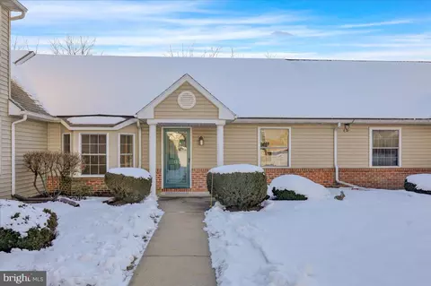 180 Heather Ln, Reading, PA 19610