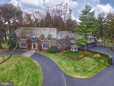 405 N Tulpehocken Rd, Reading, PA 19601