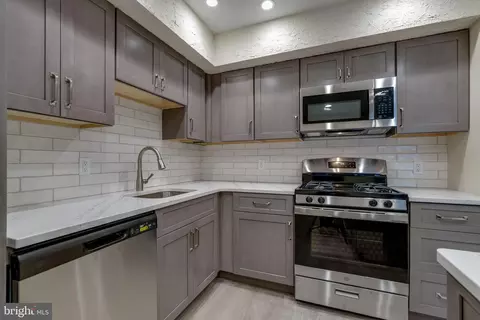 2902 State Hill Rd #E5, Reading, PA 19610