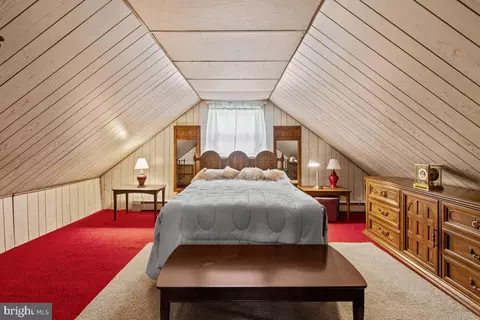 Bedroom - 925 Belair Ave, Reading, PA 19607 photo 4 of 4