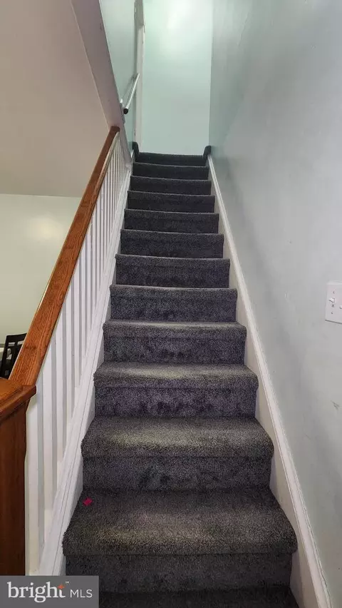 Entry Way - 932 Spring St, Reading, PA 19604 photo 2 of 2