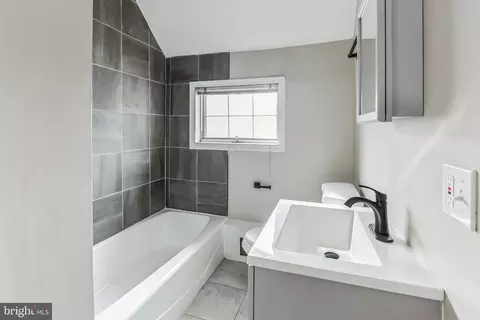 Bath - 3 Endlich, Reading, PA 19606 photo 1 of 1