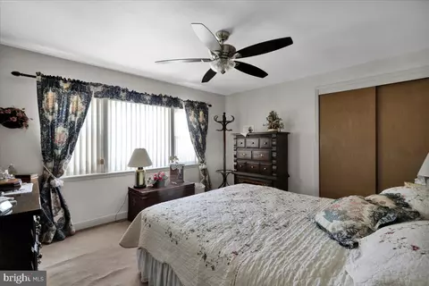 Bedroom - 904 Snyder Rd, Reading, PA 19609 photo 5 of 6