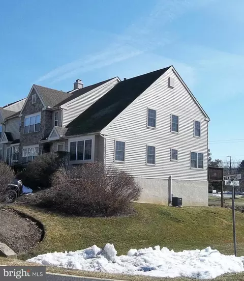 21 Wexford Ct, Morgantown, PA 19543