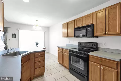 Kitchen - 1417 Gregg Ave, Reading, PA 19607 photo 4 of 6