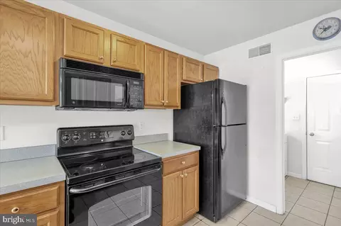 Kitchen - 1417 Gregg Ave, Reading, PA 19607 photo 6 of 6