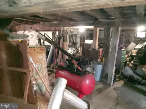 503 Exeter Rd, Reading, PA 19606 photo 27