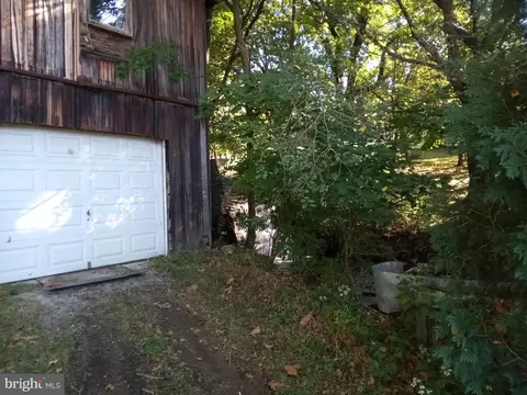 503 Exeter Rd, Reading, PA 19606 photo 22