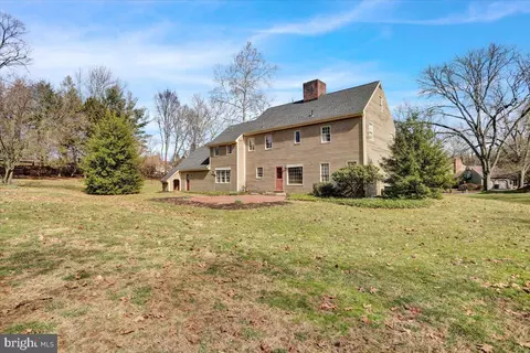 Exterior - 15 Cardinal Pl, Wyomissing, PA 19610 photo 8 of 11